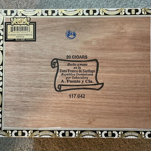 Two Empty Arturo Fuente Cigar Box’s - Picture 5 of 9